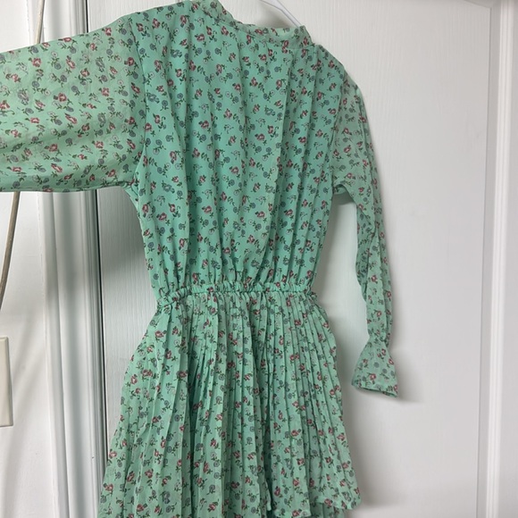 Dress - Picture 4 of 4